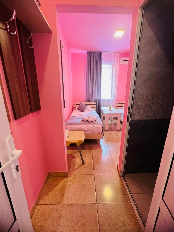 Marnar Hotel Γιερεβάν Εξωτερικό φωτογραφία