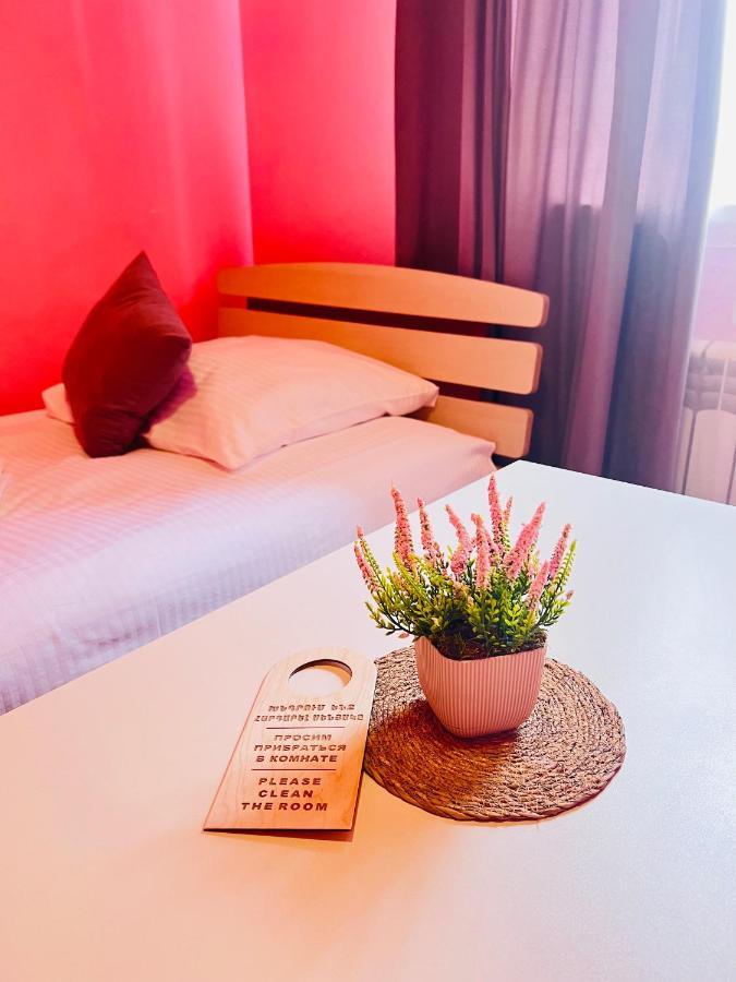 Marnar Hotel Γιερεβάν Εξωτερικό φωτογραφία