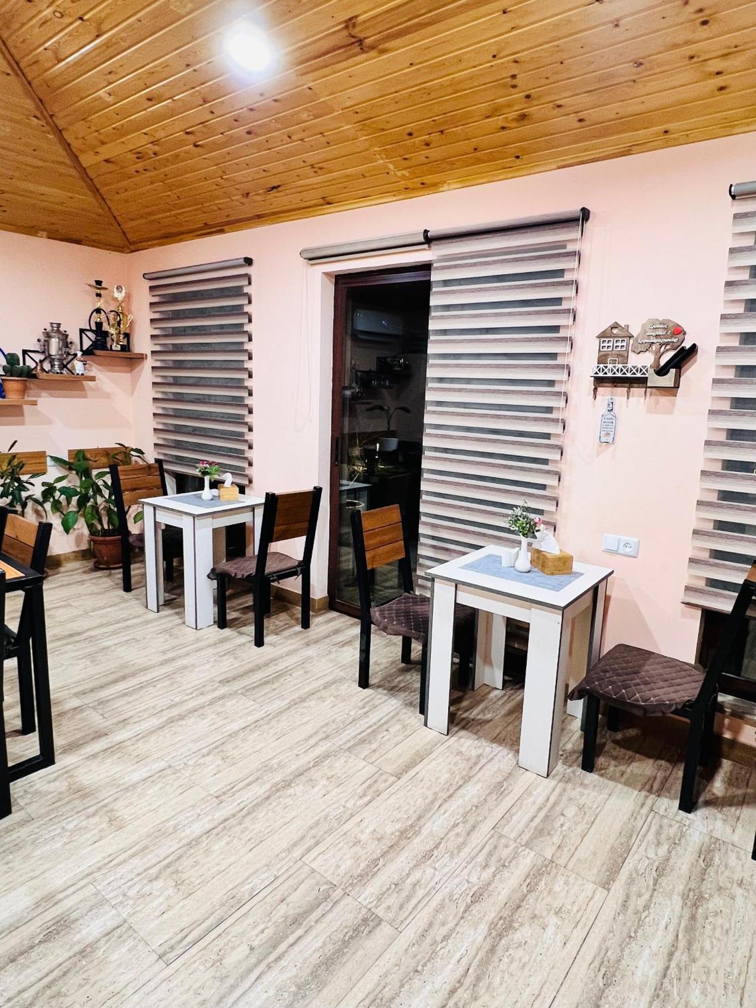 Marnar Hotel Γιερεβάν Εξωτερικό φωτογραφία