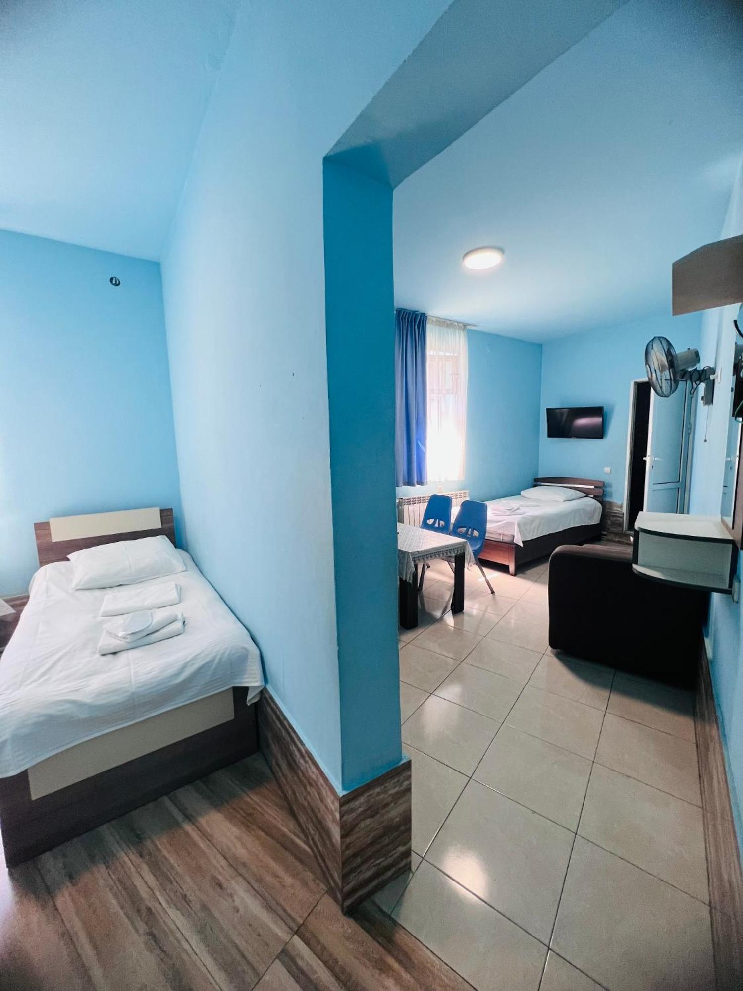 Marnar Hotel Γιερεβάν Εξωτερικό φωτογραφία