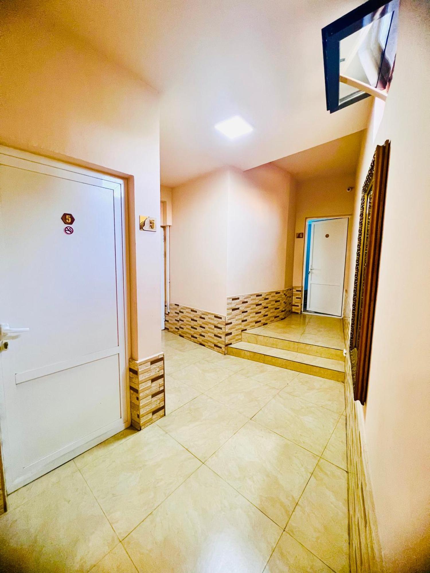 Marnar Hotel Γιερεβάν Εξωτερικό φωτογραφία