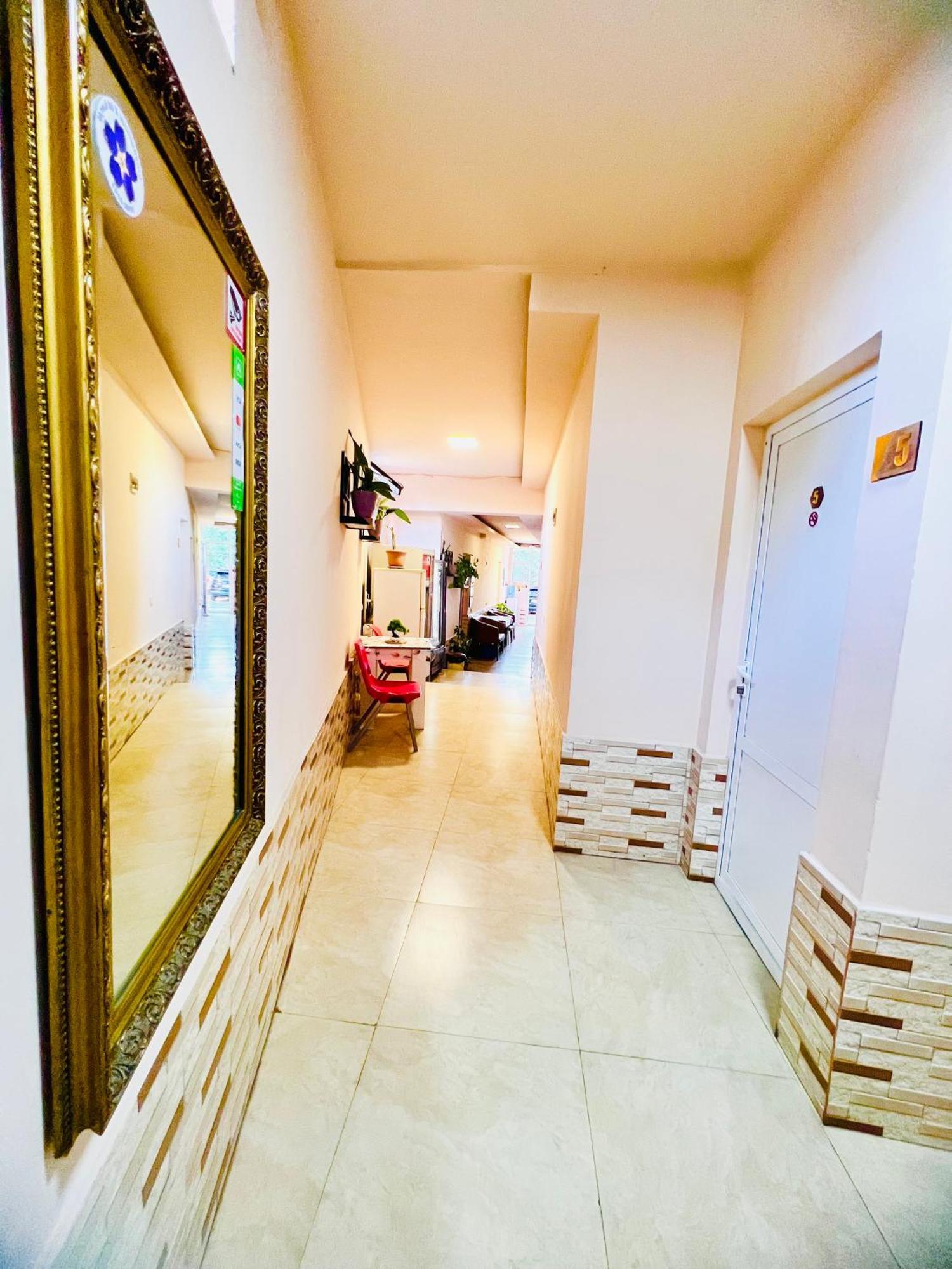 Marnar Hotel Γιερεβάν Εξωτερικό φωτογραφία