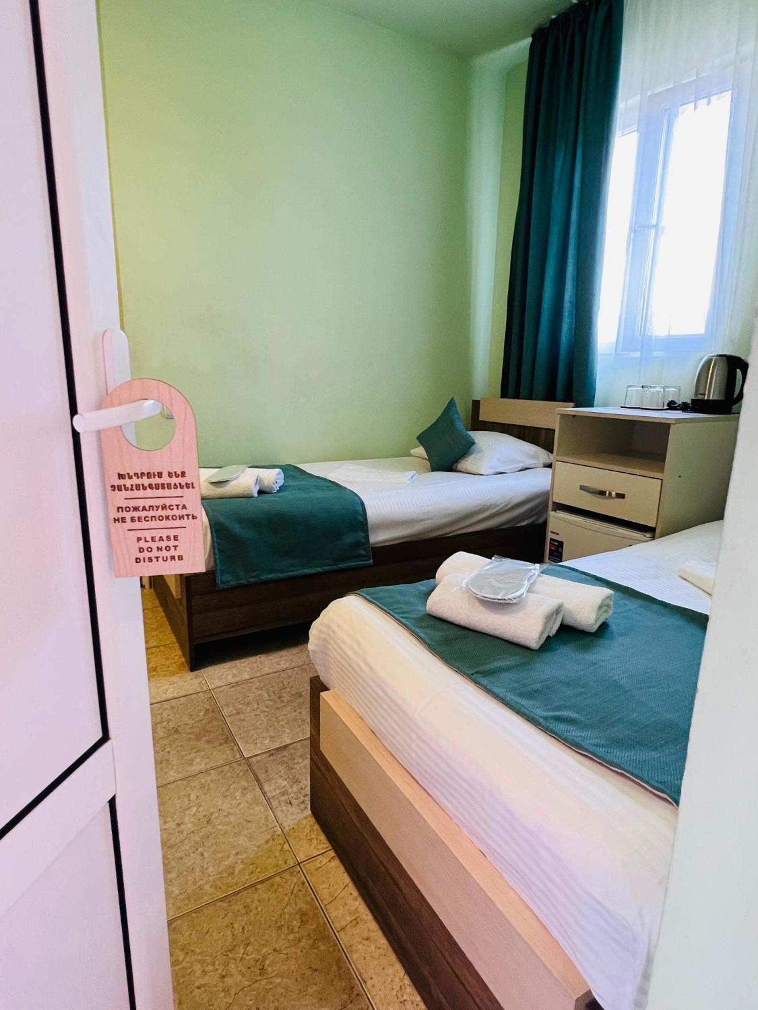 Marnar Hotel Γιερεβάν Εξωτερικό φωτογραφία